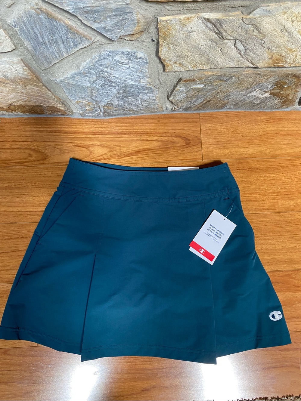 NWT Champion Teal Performance Skort with Pleated Panels SIZE 4